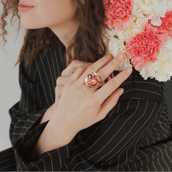 Gold Rose Statement Ring - Picture 11 of 11